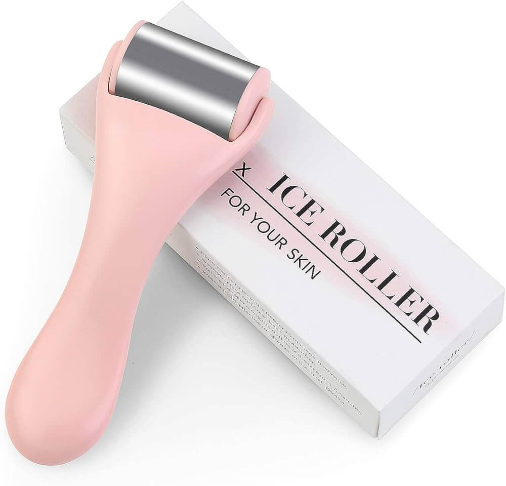 Découvrez le Stylo de Maquillage 4 en 1 en Rose, un accessoire élégant et pratique pour une routine de maquillage simplifiée. Ce stylo multifonction offre quatre outils essentiels en un seul produit, permettant de gagner du temps tout en obtenant un résul